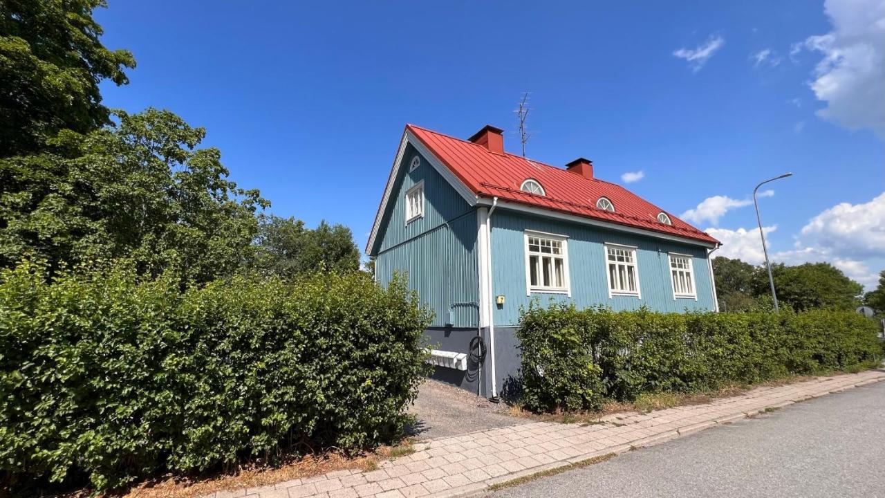 Tunnelmallinen Puutalohuoneisto. Turku Zewnętrze zdjęcie
